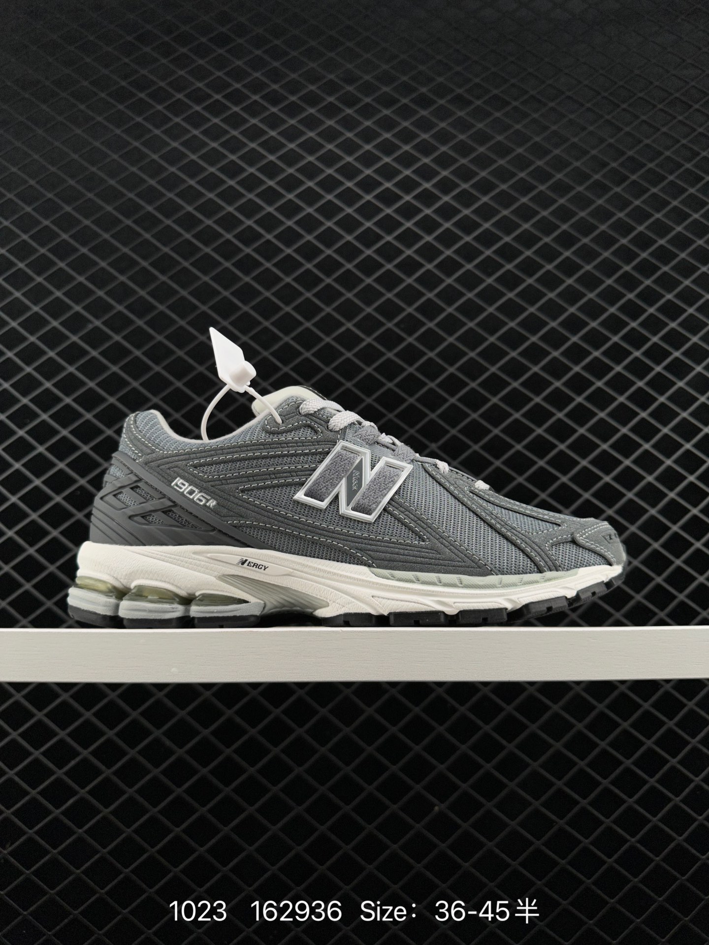 New Balance M1906